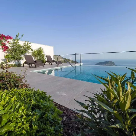 5 Star Alanya Mansion With Majestic Sea And Castle Views, White Wings Mansion 1001 Villa Alanya