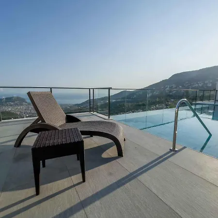 5 Star Alanya Mansion With Majestic Sea And Castle Views, White Wings Mansion 1001 Alanya