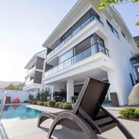 Villa 5 Star Alanya Mansion With Majestic Sea And Castle Views, White Wings Mansion 1001 Alanya